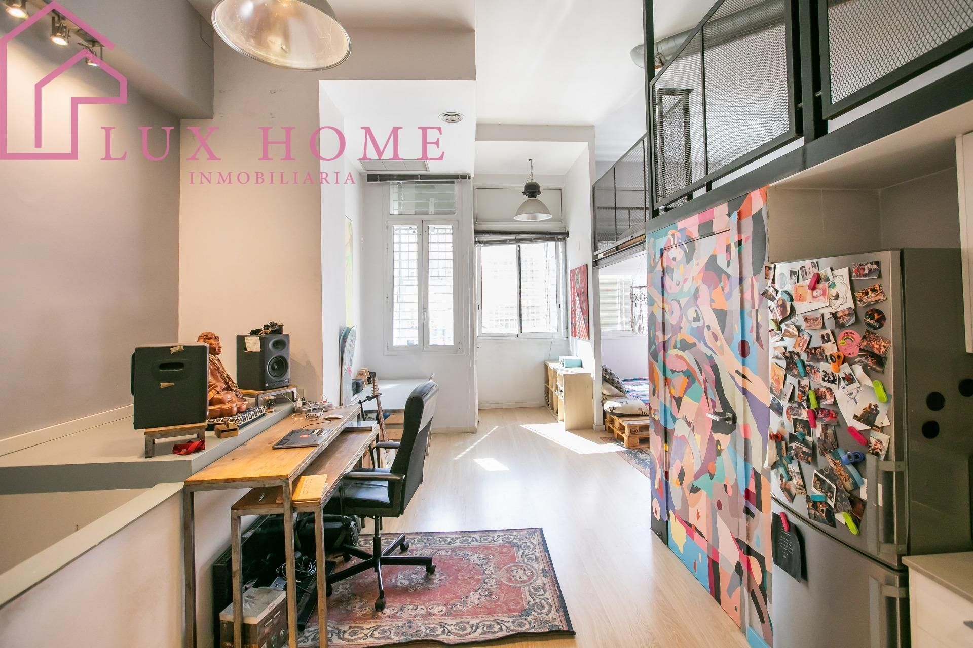 Planta baja for sale in  Barcelona Capital  with Air Conditioner, Heating and Storage room