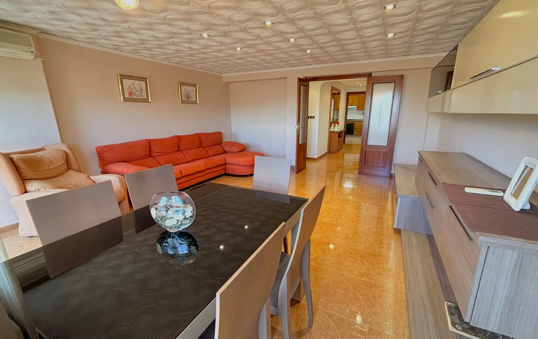 Sala de estar de Piso en venta en Castellón de la Plana / Castelló de la Plana con Amueblado
