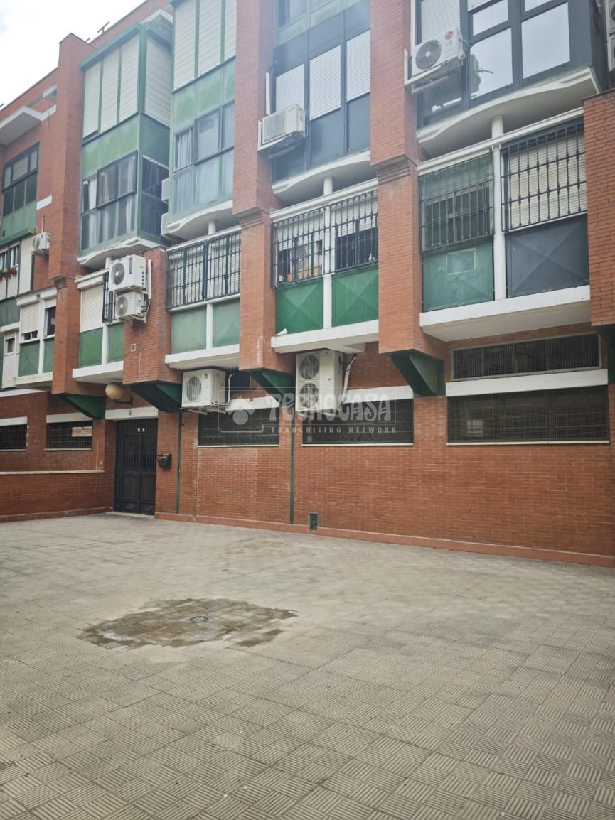 Exterior view of Flat for sale in  Sevilla Capital  with Terrace