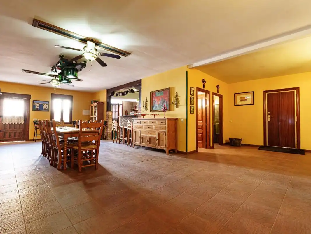 Casa o chalet en venta en C. Ramón y Cajal, Arenas de San Juan
