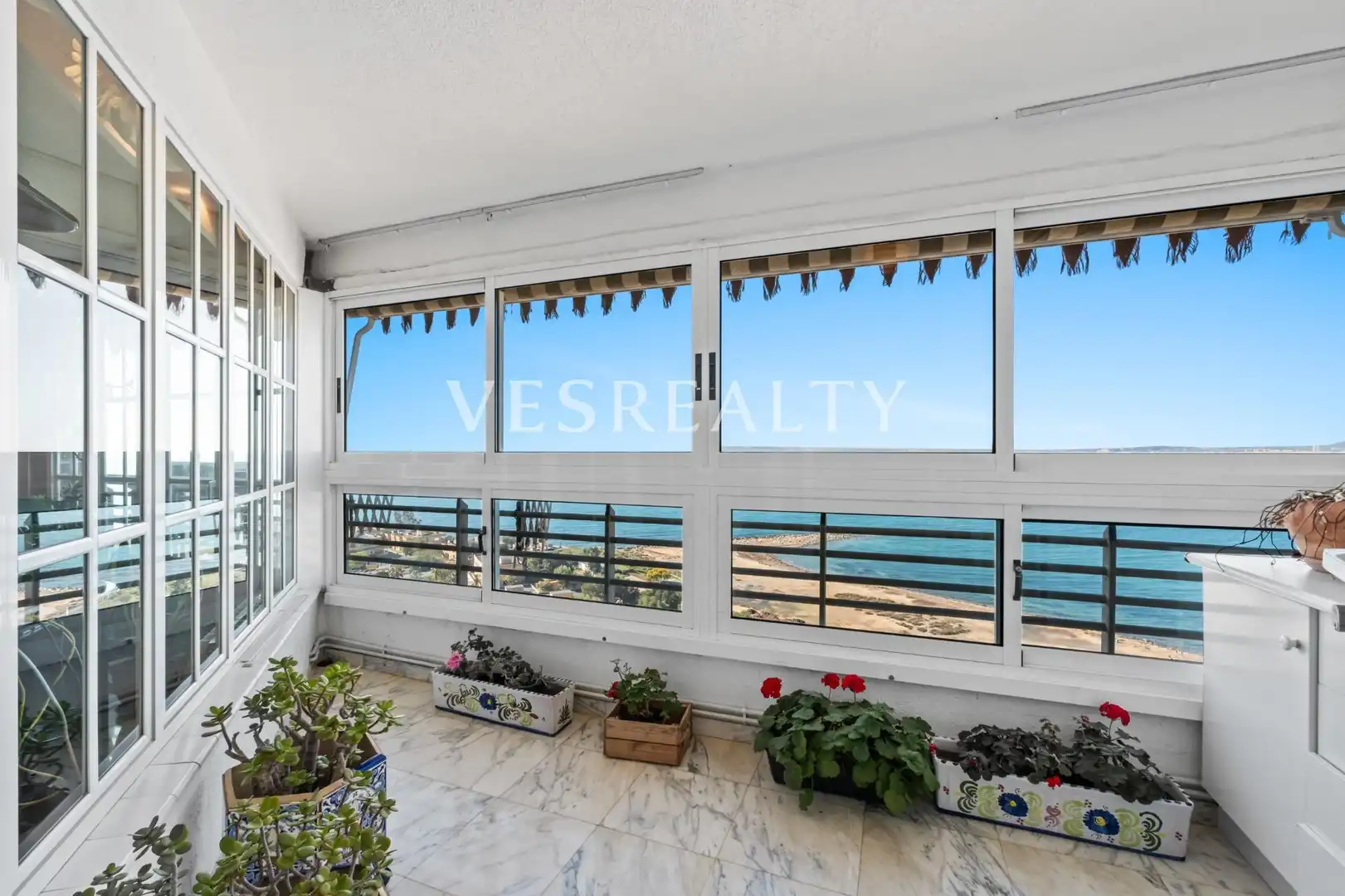 Flat with pool for sale in Playa de San Juan - El Cabo de las Huertas, imagen 11