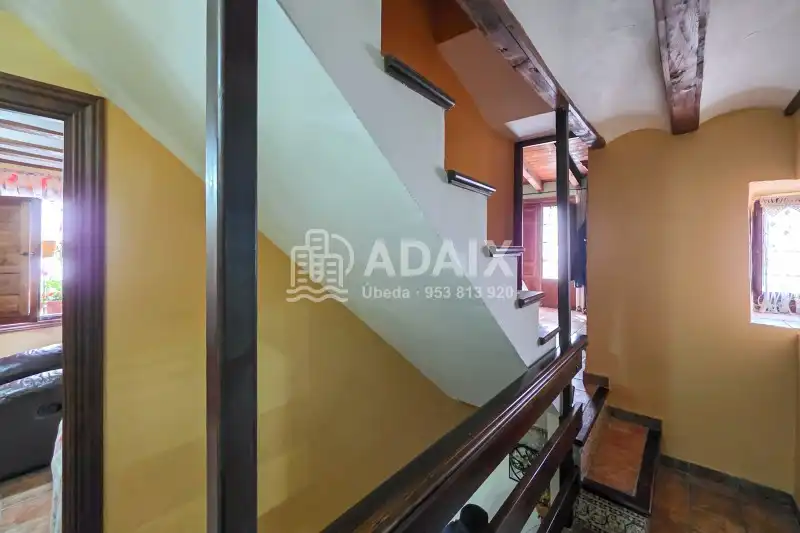 Casa o chalet en venta en Úbeda con Aire acondicionado, Terraza y Trastero