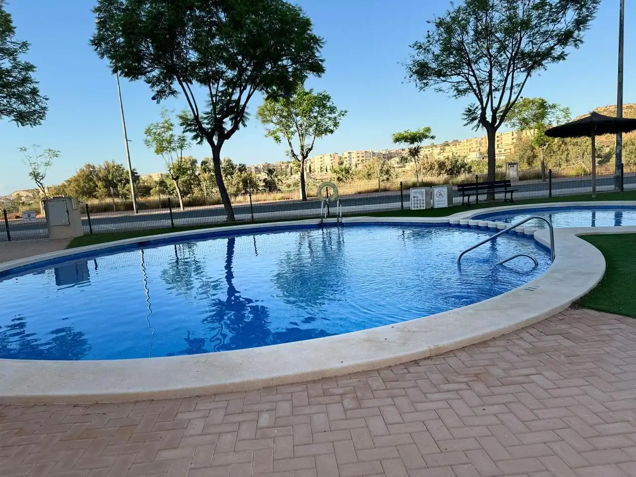 Schwimmbecken von Wohnung zum Verkauf in Murcia mit Klimaanlage, Terrasse und Möbliert