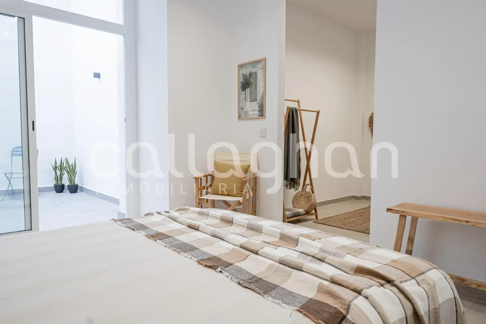 Schlafzimmer von Erdgeschoss zum Verkauf in Valencia mit Terrasse