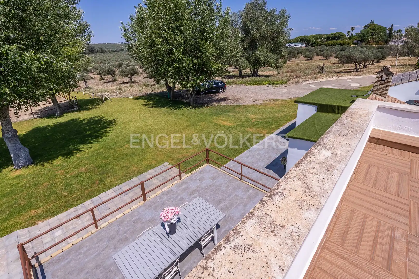 Terrasse von Country house zum Verkauf in Espartinas mit Klimaanlage, Heizung und Privatgarten