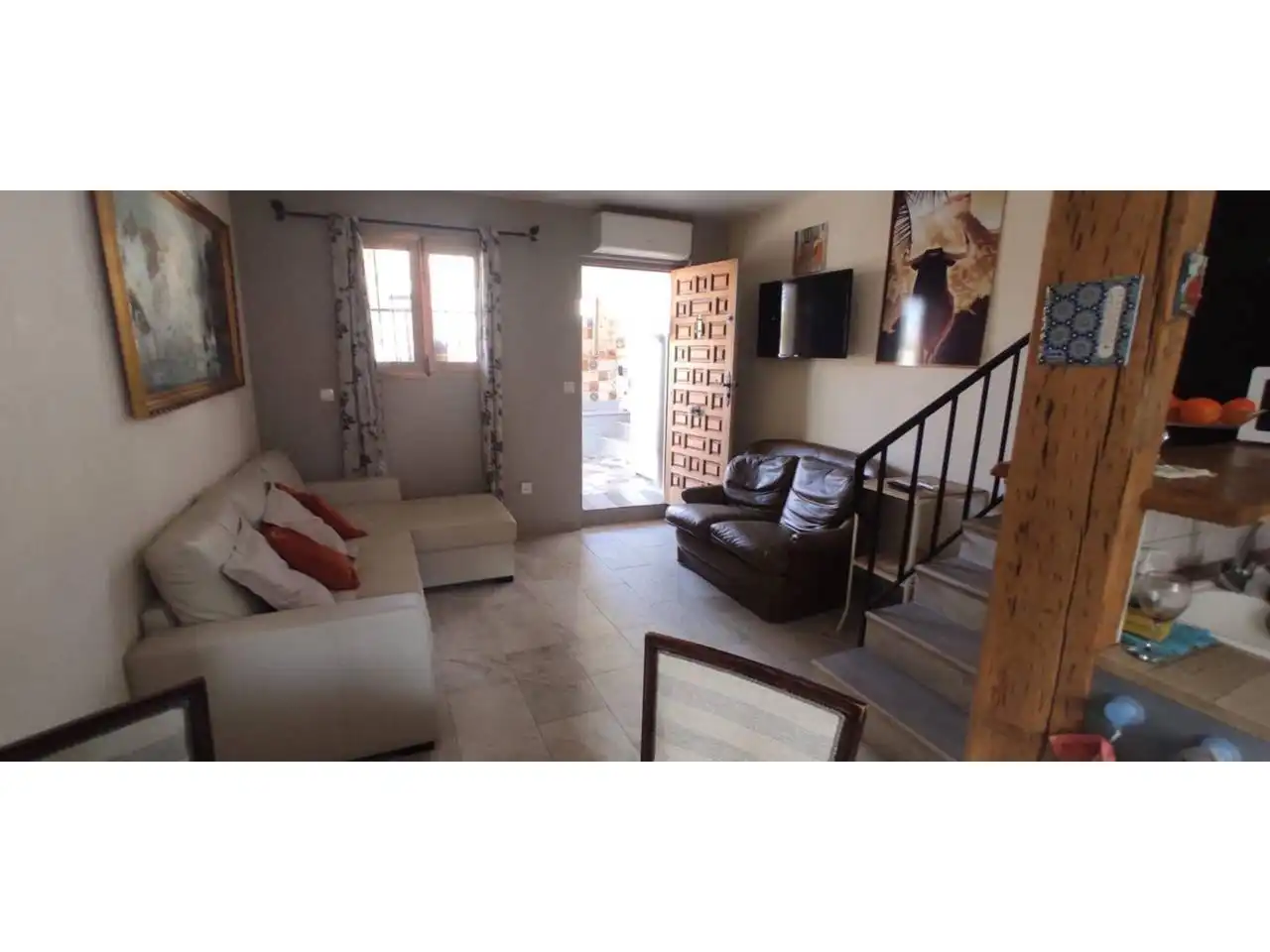 Sala d'estar de Casa o xalet en venda en Alicante / Alacant amb Aire condicionat, Jardí privat i Terrassa