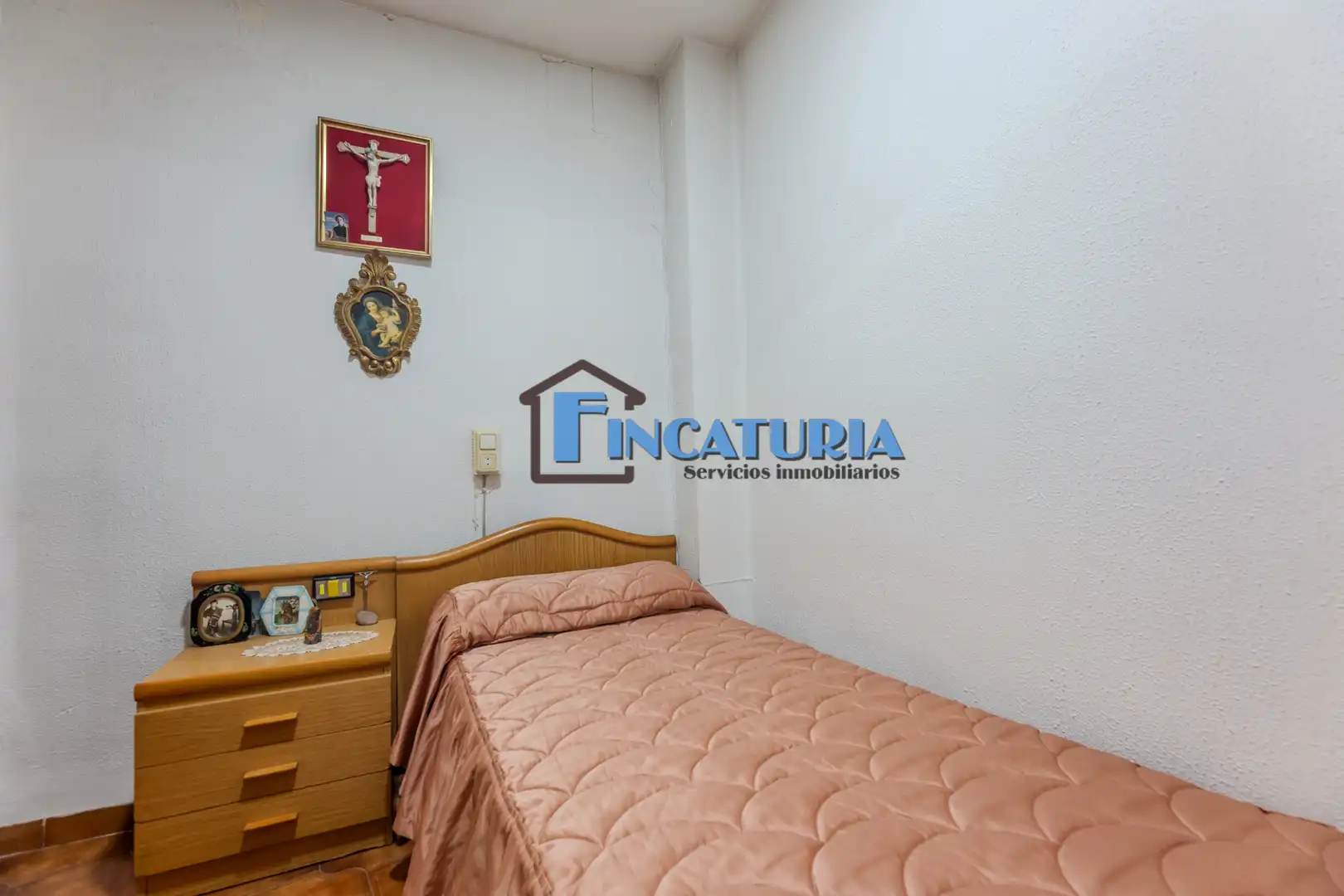 Dormitori de Casa o xalet en venda en Riba-roja de Túria amb Terrassa
