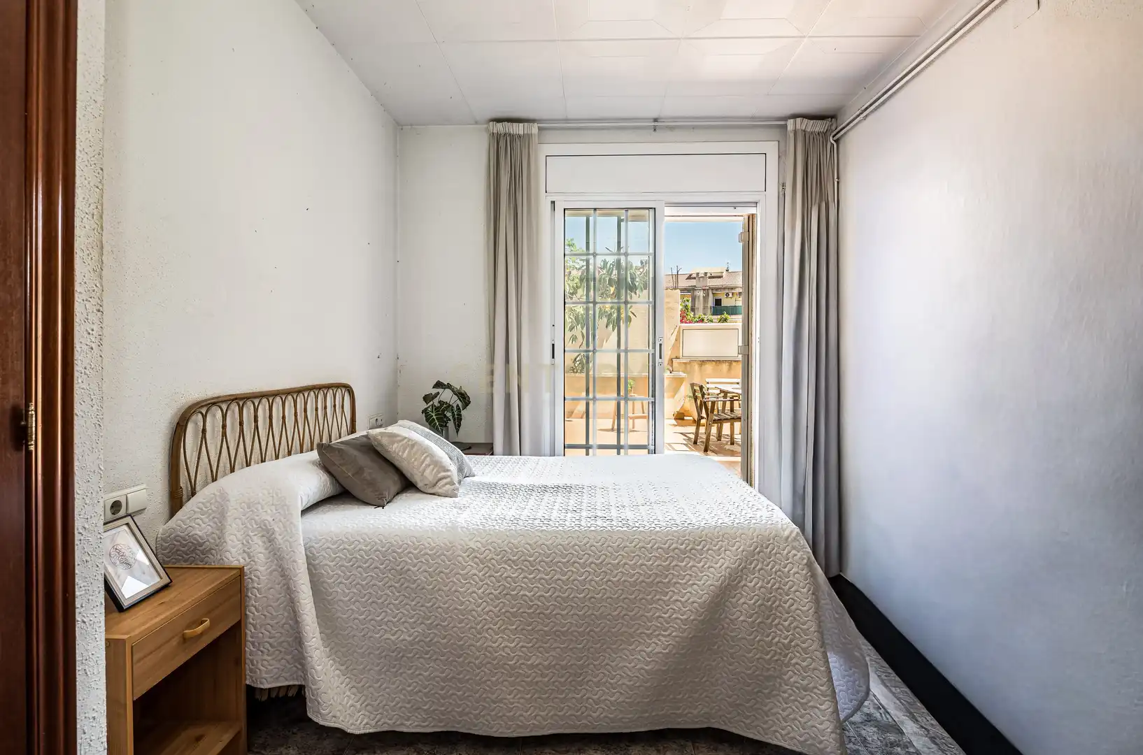 Schlafzimmer von Erdgeschoss zum Verkauf in Cubelles mit Klimaanlage und Abstellraum