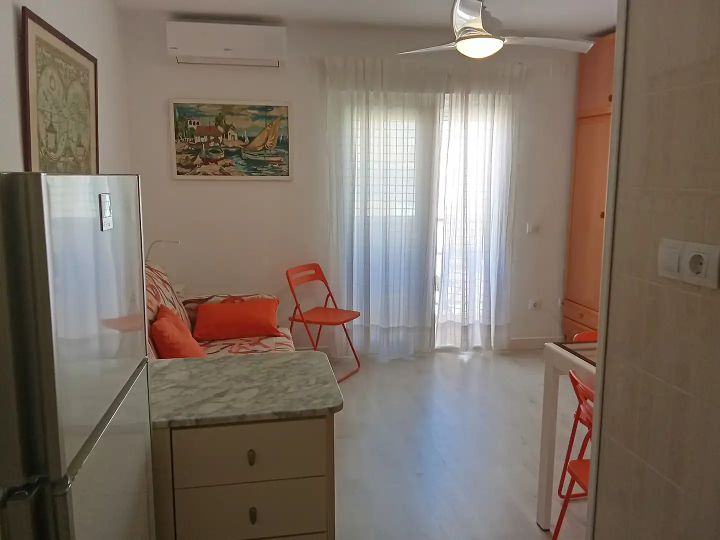 Sala de estar de Apartamento en venta en Peñíscola / Peníscola con Amueblado, Lavadora y TV
