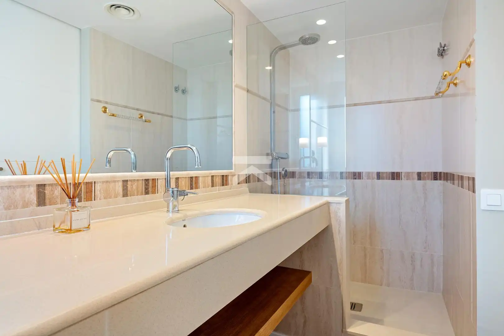 Bathroom of Duplexes for sale in Torredembarra  with Air Conditioner, Heating and Private garden