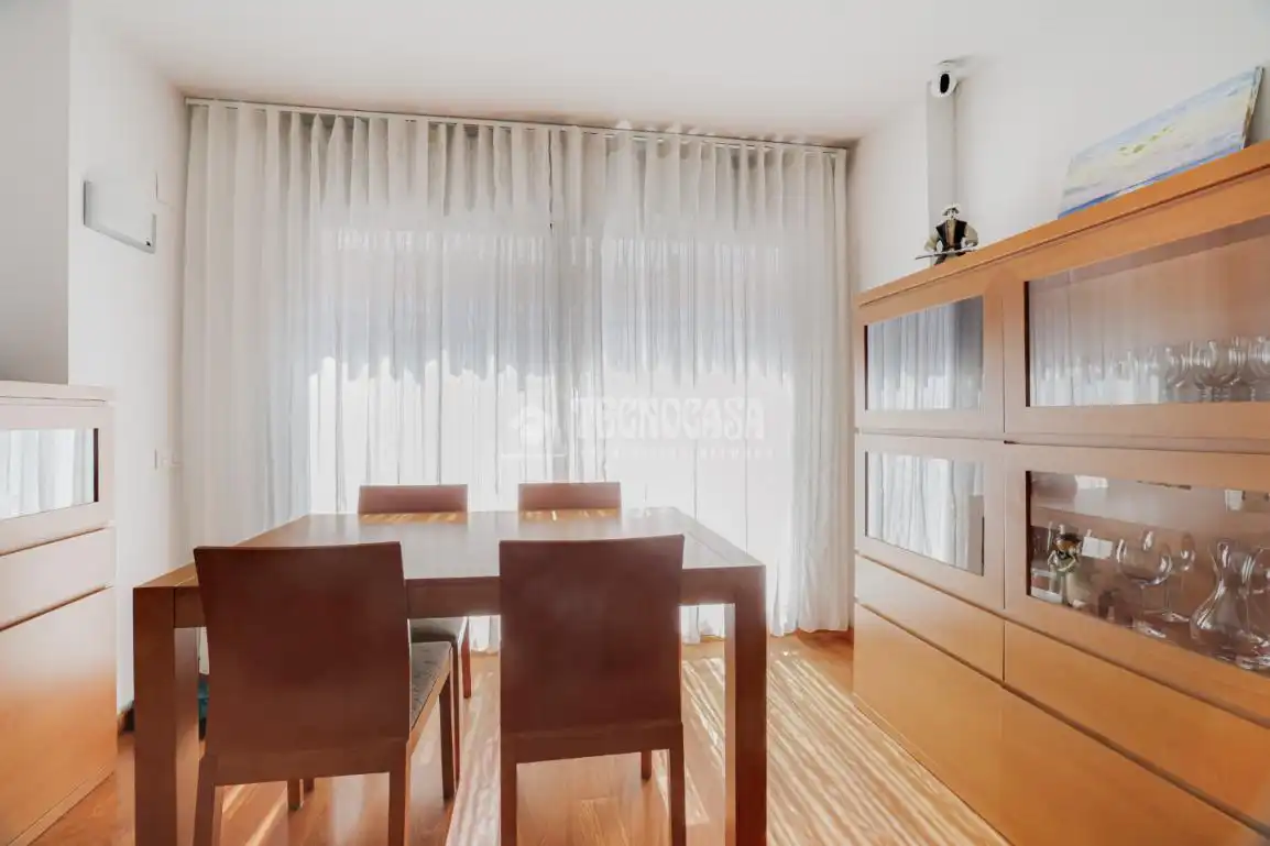 Comedor de Piso en venta en L'Hospitalet de Llobregat con Aire acondicionado, Calefacción y Balcón