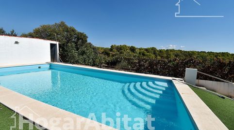 CHALET CON PISCINA, ZONA DE APARCAMIENTO, PLACAS SOLARES Y GRAN PARCELA!, imagen 2
