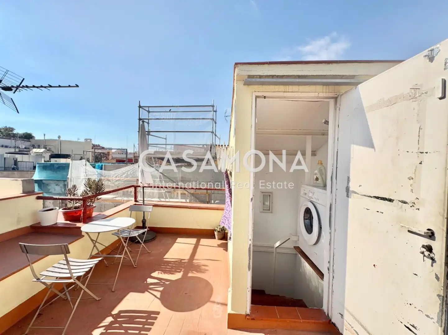 Terrasse von Maisonette zum Verkauf in Barcelona mit Klimaanlage, Terrasse und Balkon