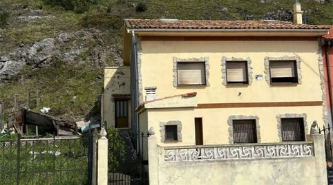 Foto 2 de Casa o chalet en venta en As-329, 2, Verdicio - Bañugues - Cabo Peña, Gozón