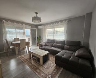 Living room of Flat for sale in Castellón de la Plana / Castelló de la Plana  with Air Conditioner, Heating and Parquet flooring