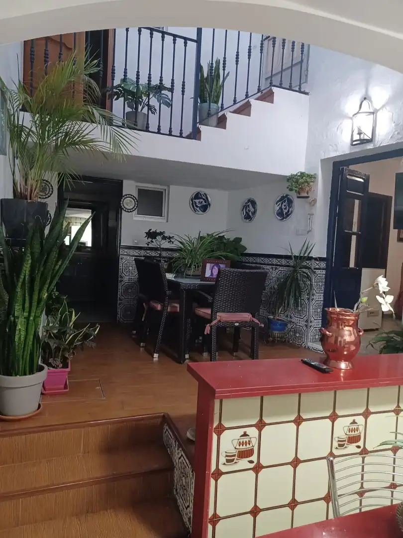 Casa adosada en venda en San Martín del Tesorillo amb Aire condicionat, Jardí privat i Terrassa