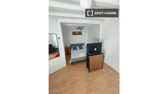 Piso en Alquiler en El Raval