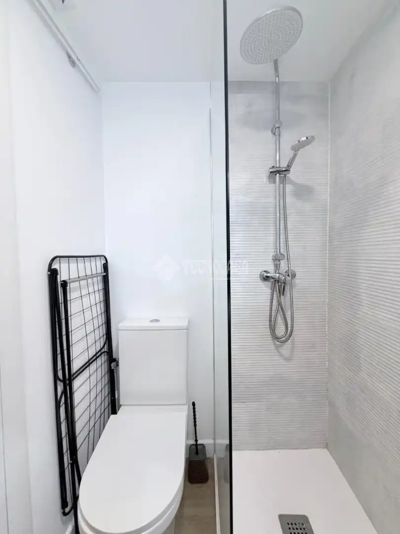 Bany de Estudi en venda en Madrid