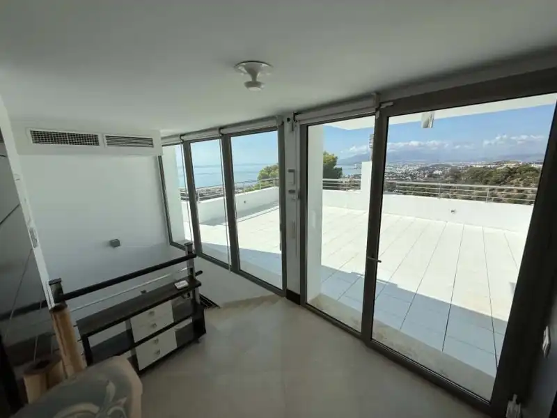 Casa con piscina en venta en Calle Esterlicia 3, imagen 4