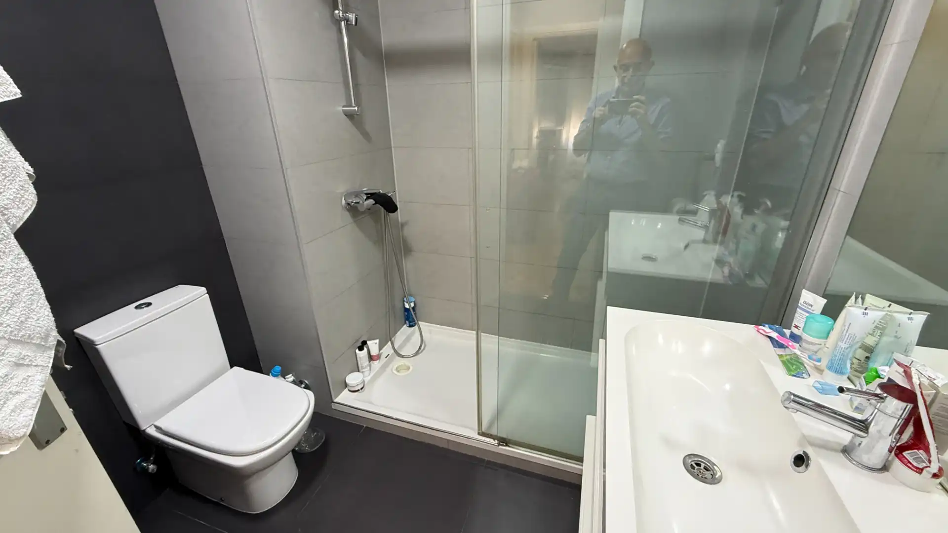 Baño de Apartamento en venta en Madrid con Calefacción, Terraza y Amueblado