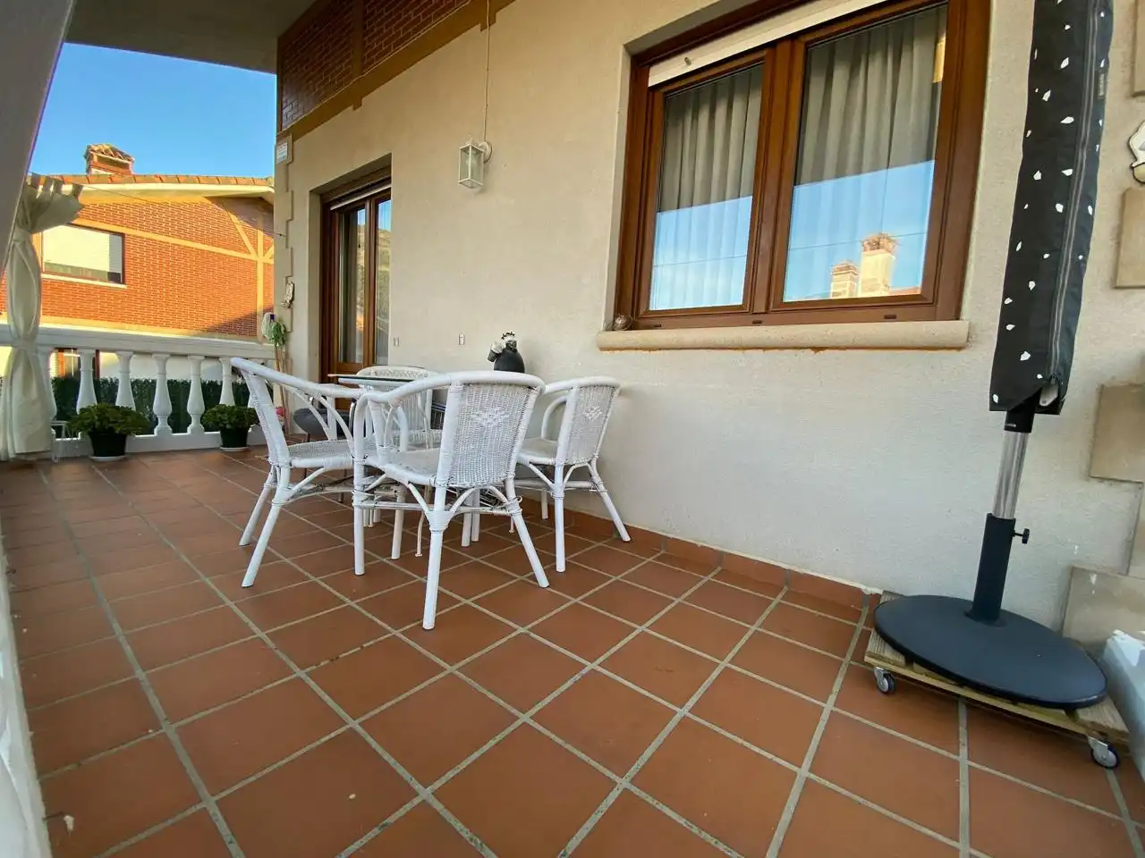 Terraza de Casa o chalet en venta en Castro-Urdiales con Calefacción, Jardín privado y Terraza