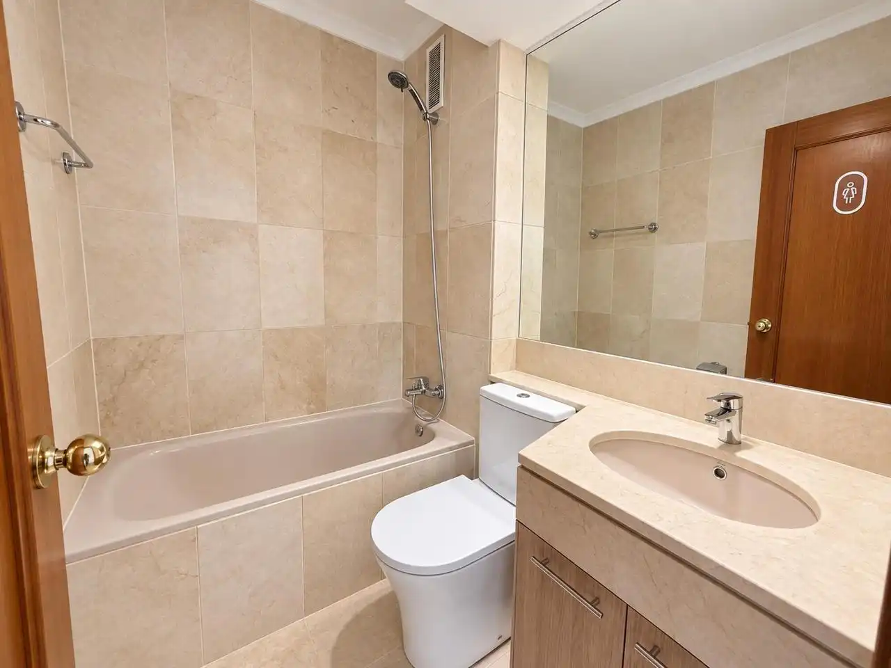 Baño de Piso en venta en Montigalà - Sant Crist
