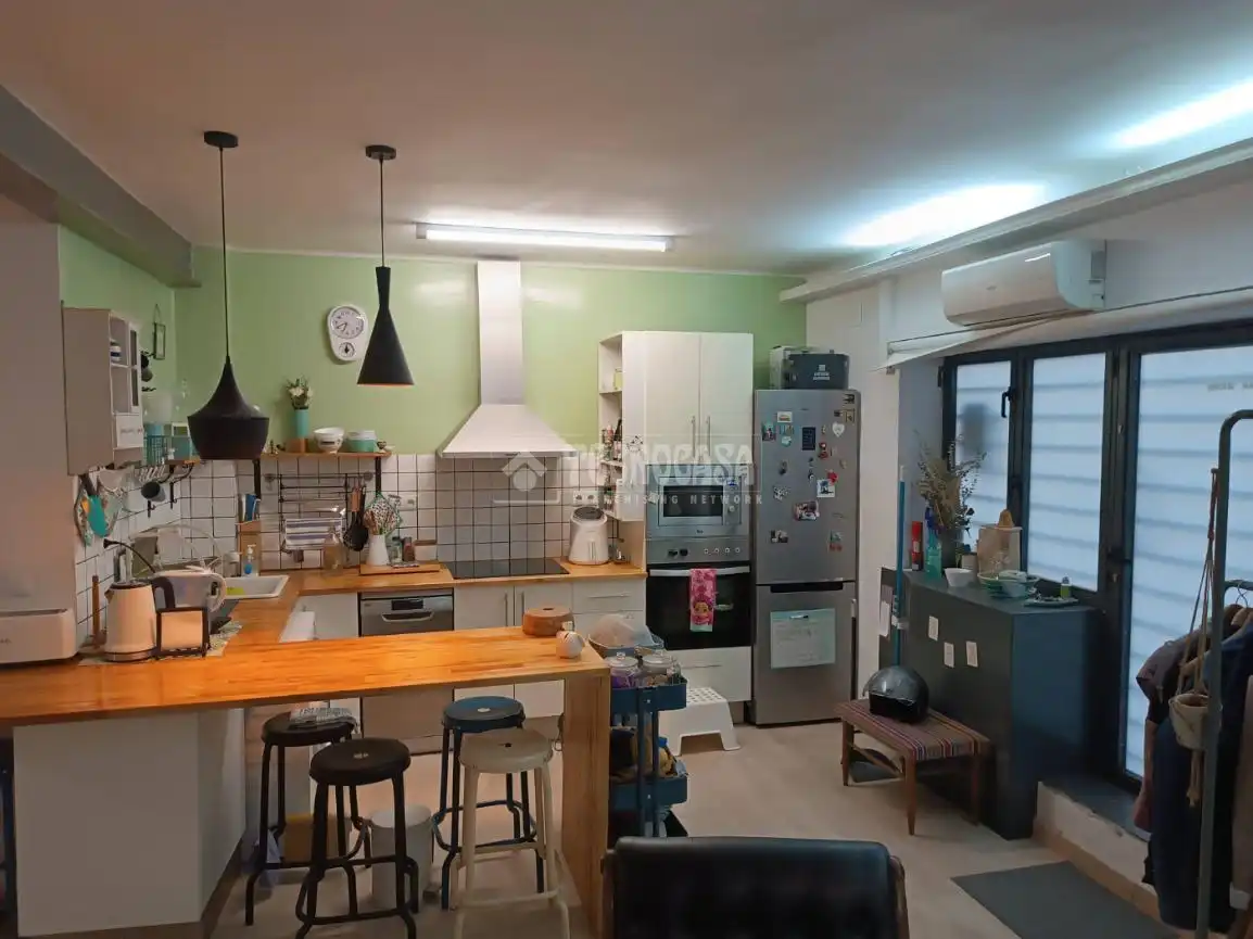 Kitchen of Study for sale in  Barcelona Capital  with Air Conditioner and Parquet flooring