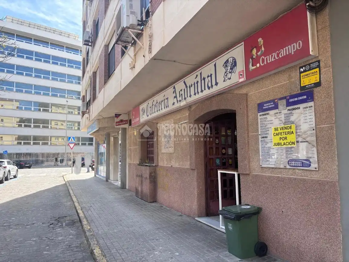 Local comercial en venda a Asdrúbal - Bahía Blanca, imagen 2