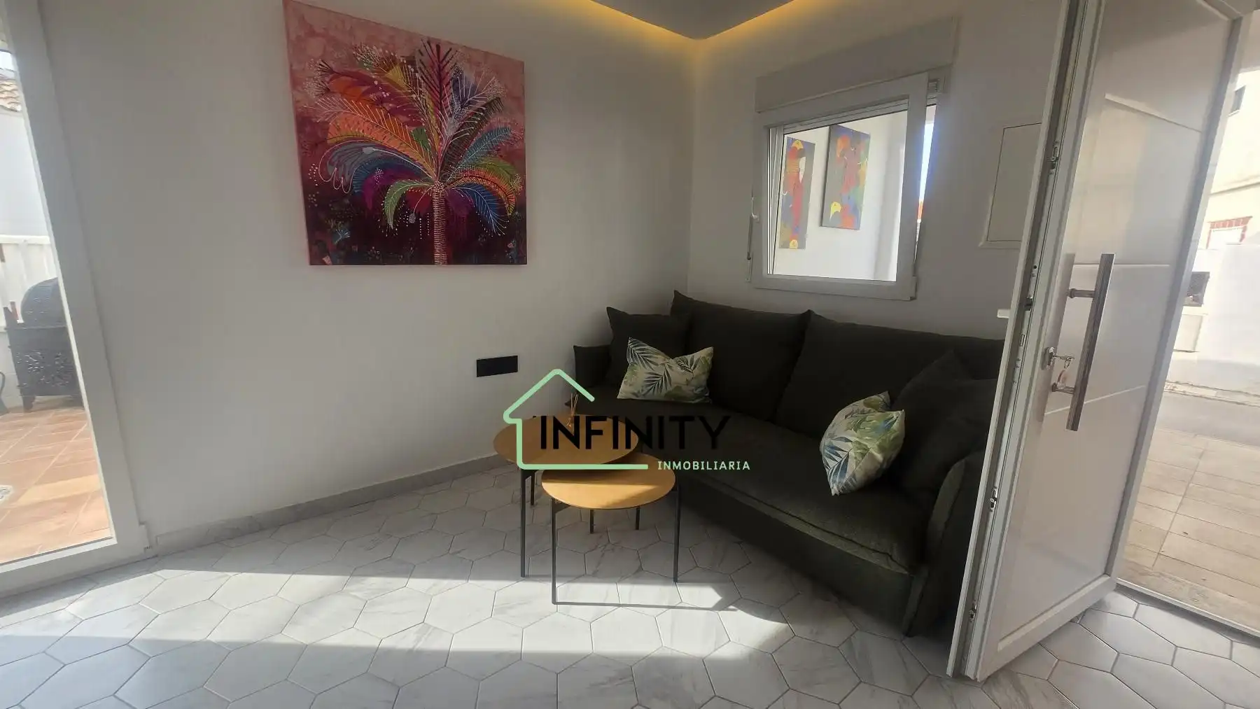 Houses for sale in Oliva Playa