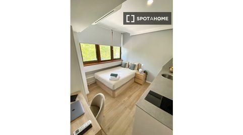 Photo 3 of Room in Bellas Vistas, Madrid Capital