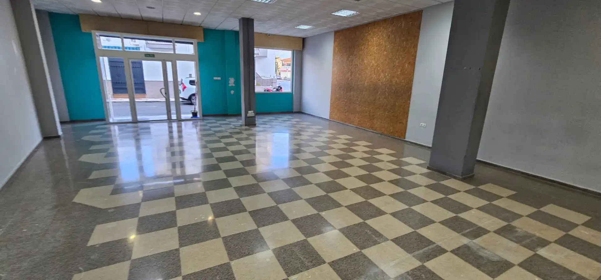 Commercial properties for rent in Maracena
