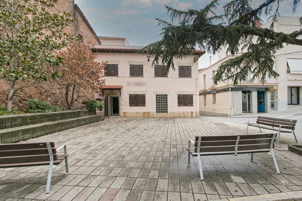 Casa adosada en venda a PZ Major , Vacarisses