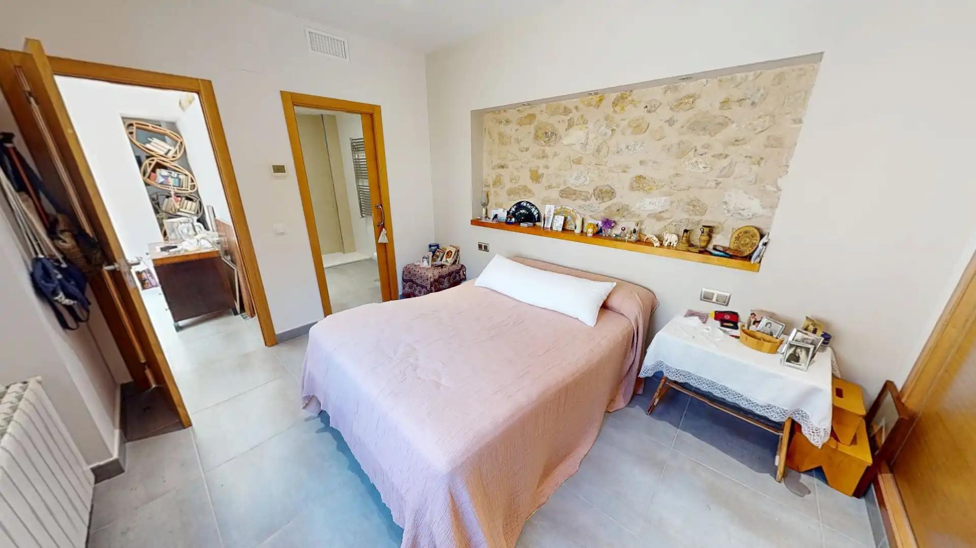 Habitación de Casa o chalet en venta en El Campello con Aire acondicionado, Calefacción y Jardín privado