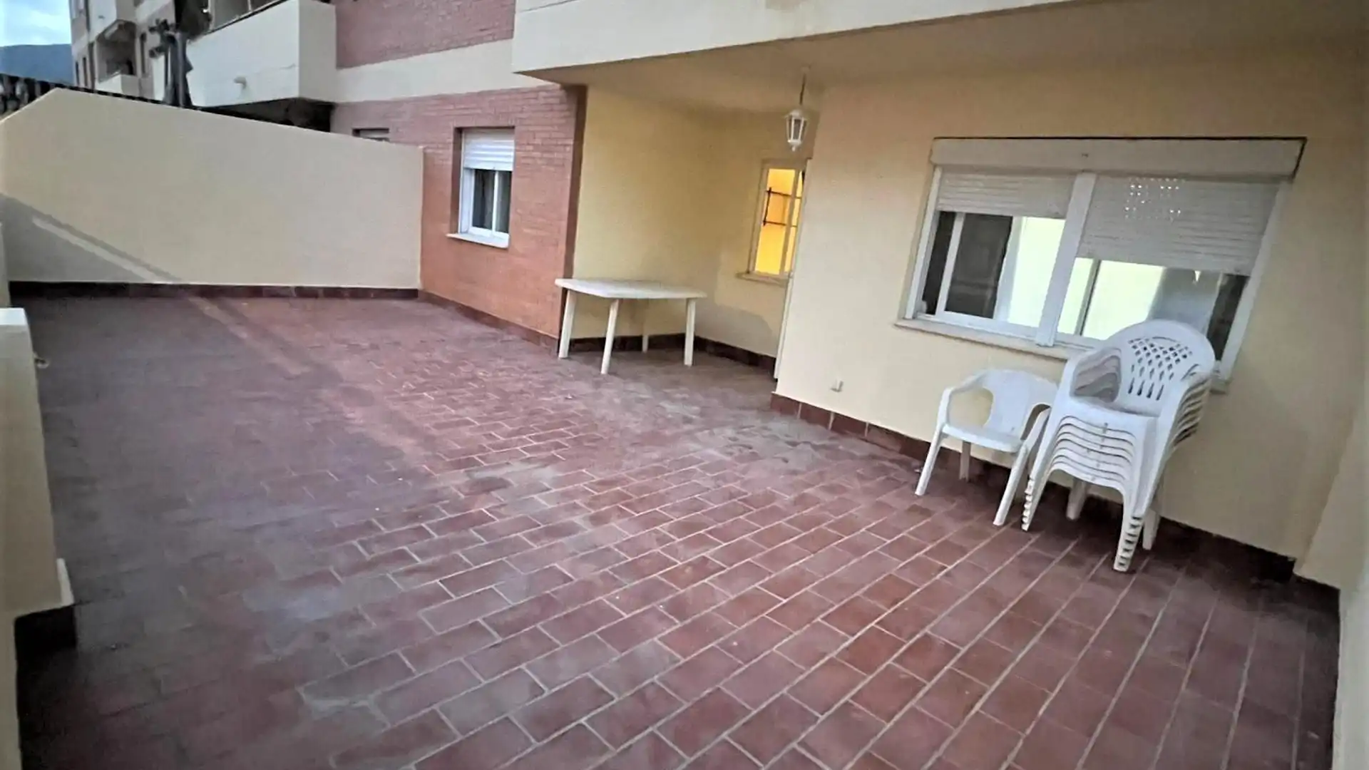 Wohnung zur Miete in Manantiales - Estación de Autobuses, Centro