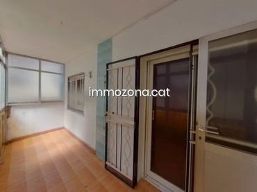 Piso en venta en Calle JOSEP CARNER