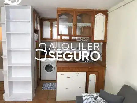 Cocina de Piso de alquiler en Vitoria - Gasteiz con Calefacción y Amueblado