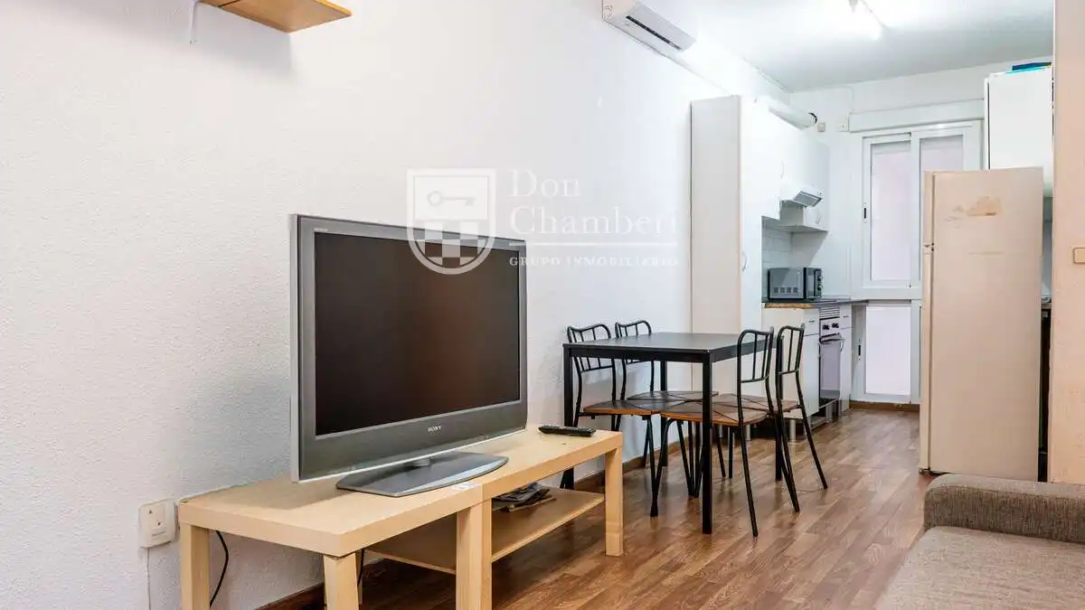 Sala de estar de Piso en venta en Madrid con Aire acondicionado, Calefacción y Amueblado