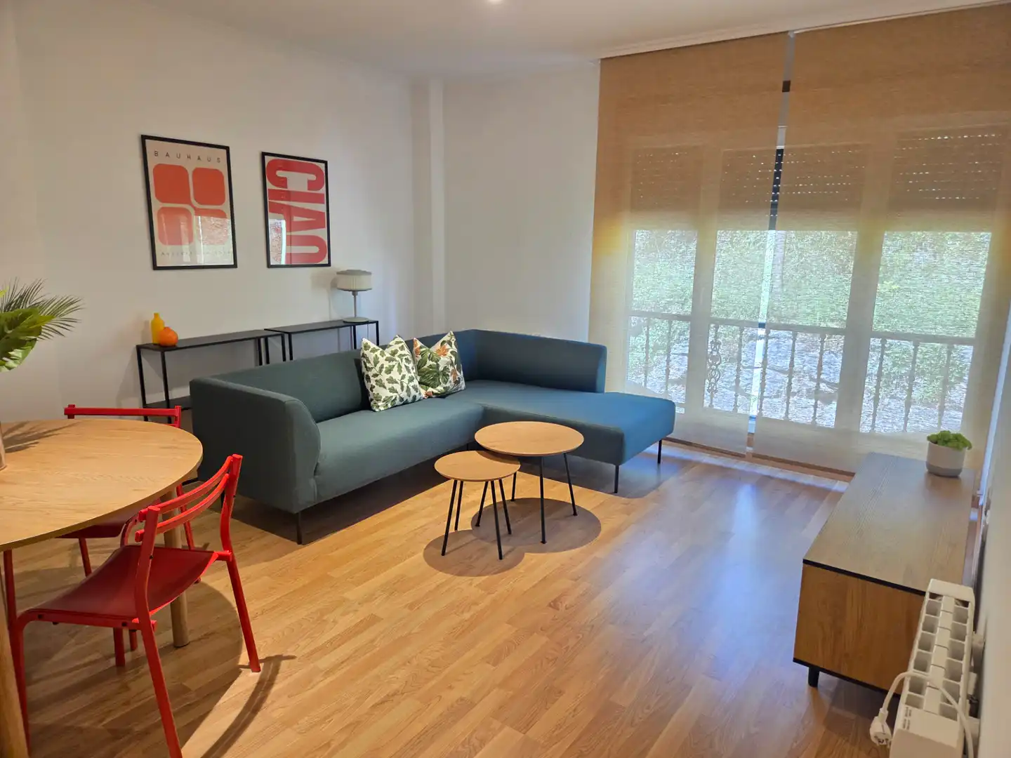 Living room of Flat for sale in Foz  with Heating, Storage room and Furnished