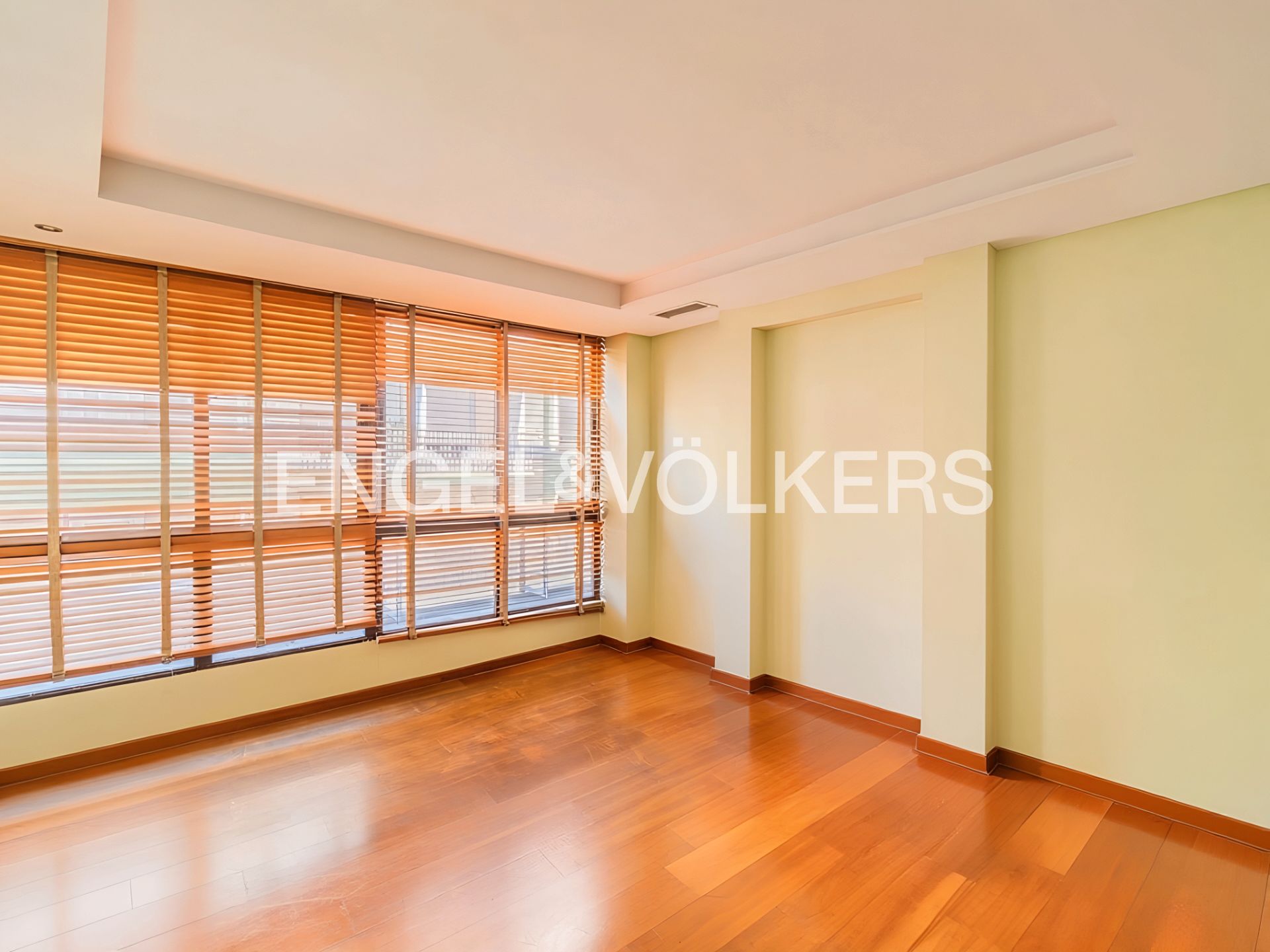 Dormitori de Pis en venda en Alicante / Alacant amb Aire condicionat, Calefacció i Parquet