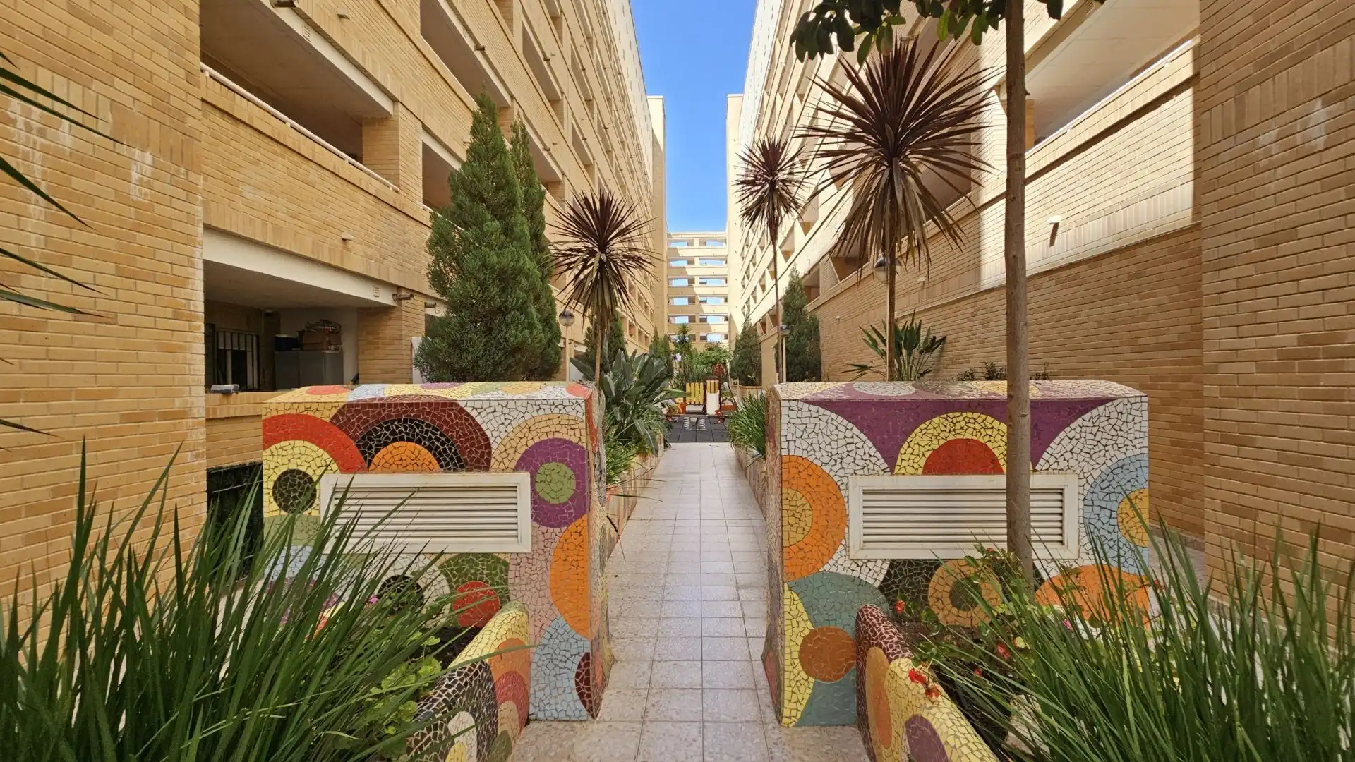 Vista exterior de Apartament en venda en Oropesa del Mar / Orpesa amb Aire condicionat, Calefacció i Terrassa