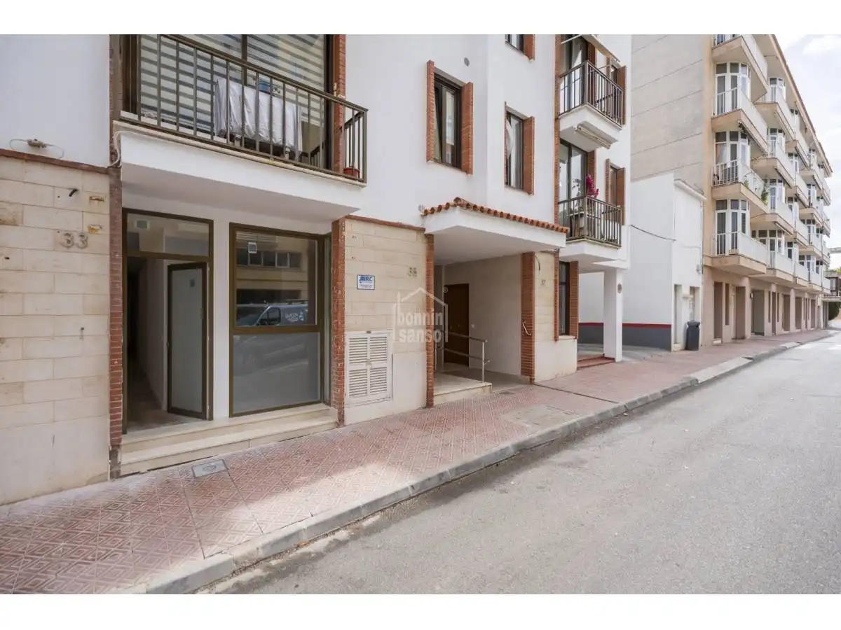 Vista exterior de Apartamento en venta en Maó ciutat