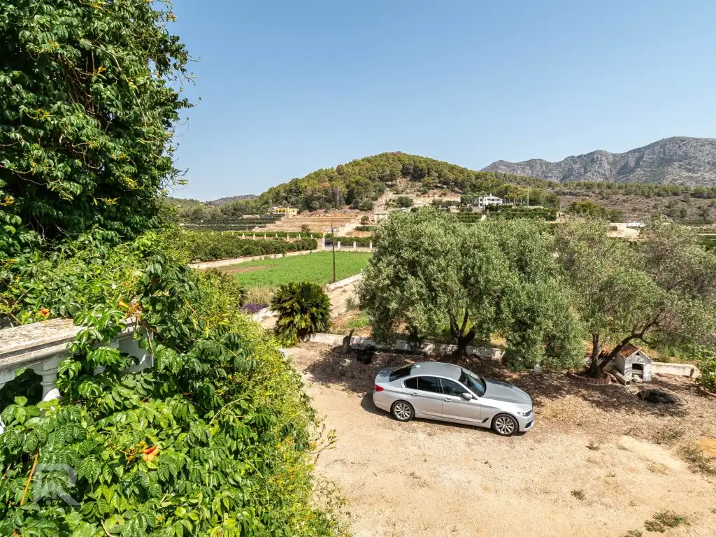 Parking of Houses for sale in Benifairó de la Valldigna