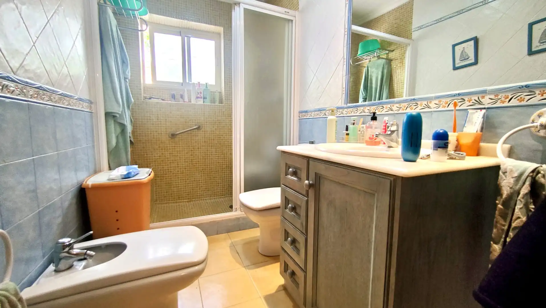 Bany de Casa o xalet en venda en Santa Pola amb Jardí privat, Terrassa i Traster