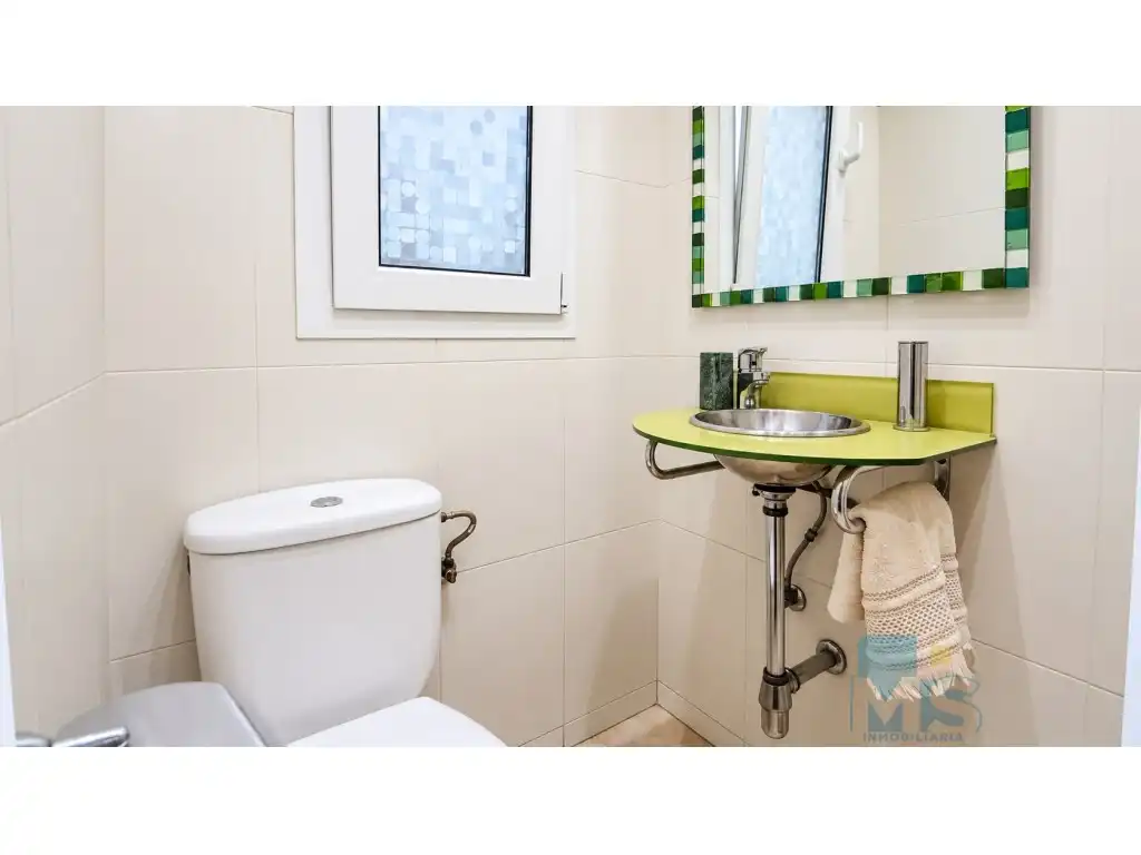 Bathroom of Flat for sale in Pasaia  with Furnished, Oven and Washing machine