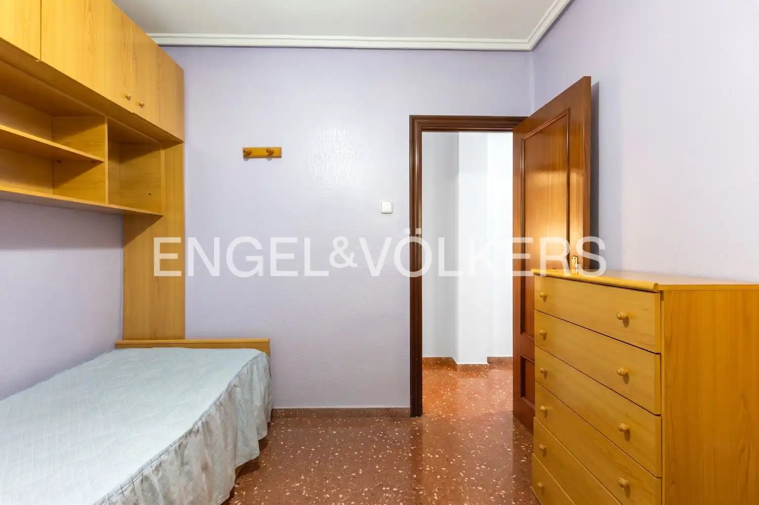 Habitación de Piso en venta en Valencia con Calefacción y Balcón
