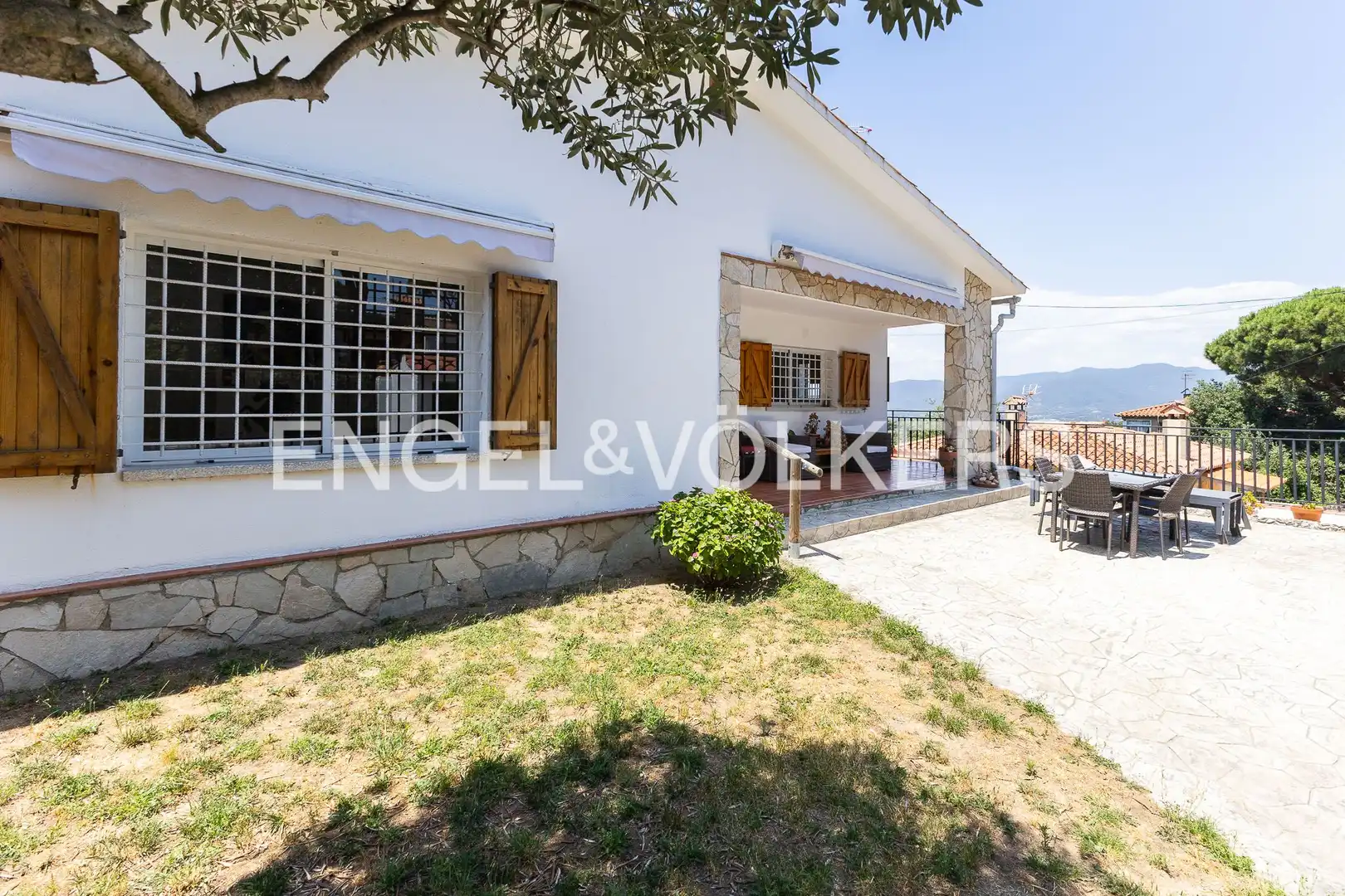 Vista exterior de Casa o xalet en venda en Dosrius amb Calefacció, Jardí privat i Terrassa