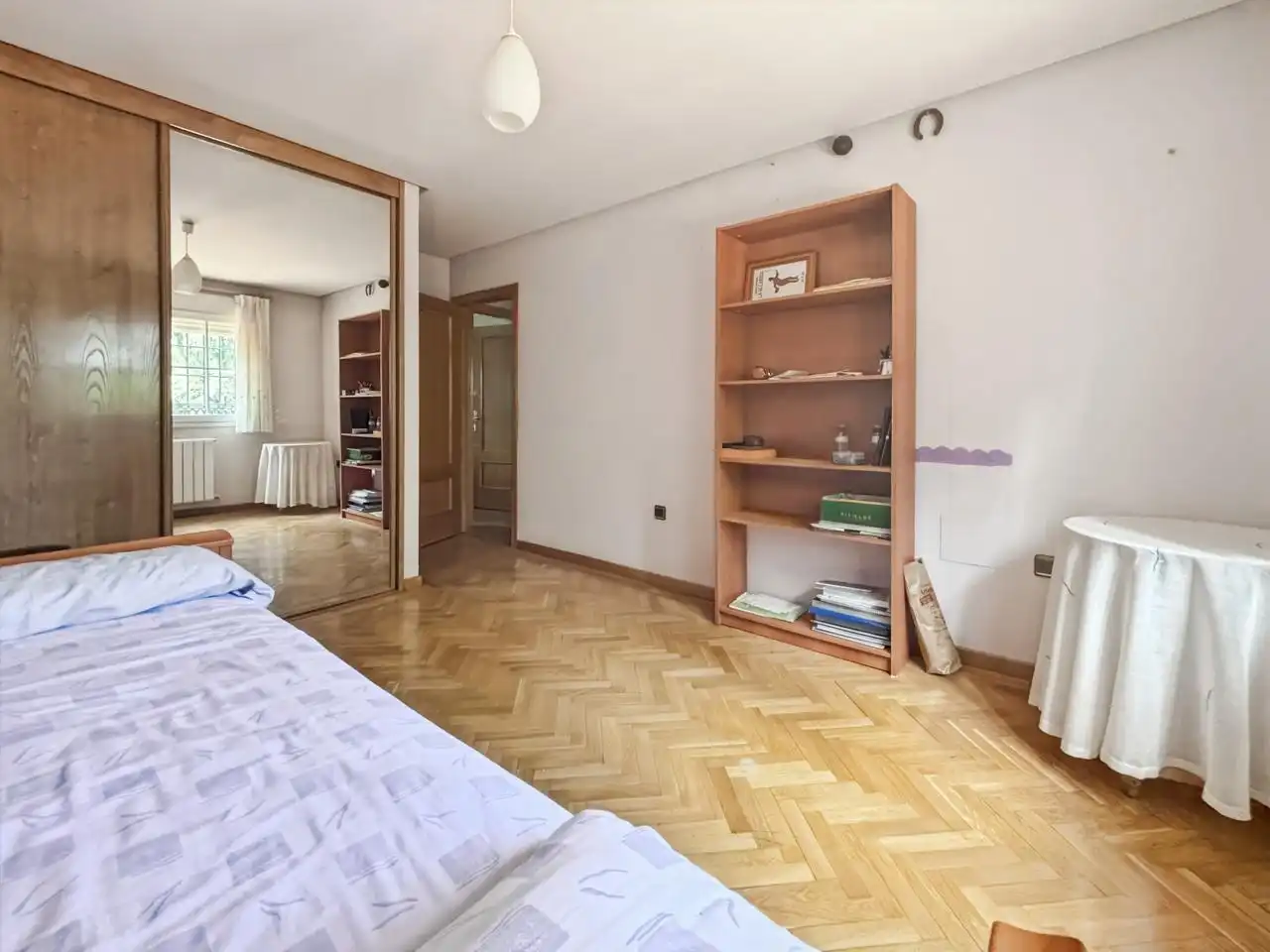 Dormitori de Casa o xalet en venda en Galapagar amb Calefacció, Jardí privat i Parquet