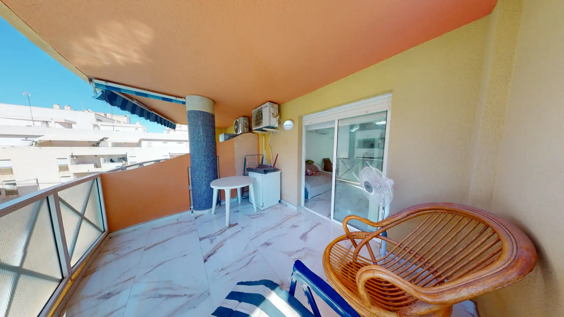 Terraza de Piso en venta en Torrevieja con Aire acondicionado, Calefacción y Terraza
