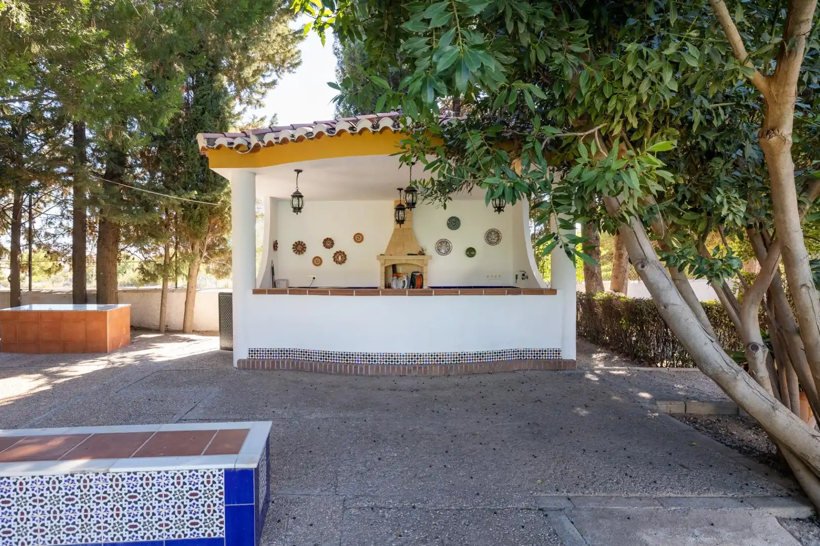Jardí de Casa o xalet en venda en Baza amb Aire condicionat, Calefacció i Jardí privat