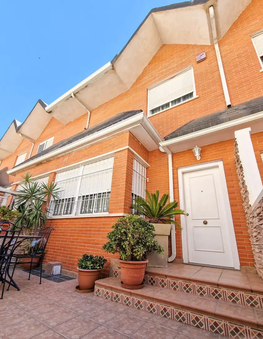 Exterior view of Houses for sale in Elche / Elx  with Air Conditioner, Heating and Private garden